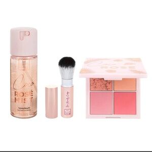 THE BEAUTY CROP
Yes Way Rosé this ultimate three-piece set in rose gold.